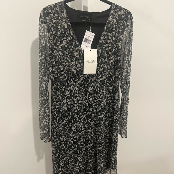 Oak & Trellis Dress - Picture 1 of 1